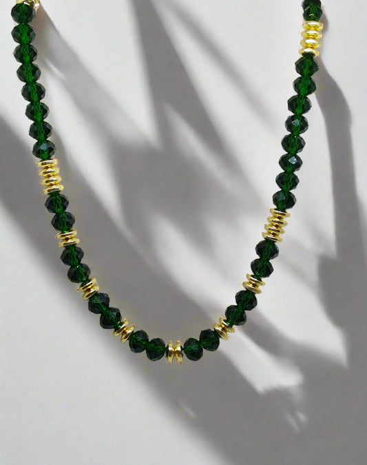 Emerald Green/Gold Base Necklace (8/10mm mix)